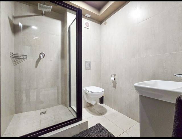 2 BEDROOM APARTMENT FOR SALE IN UMHLANGA RIDGE